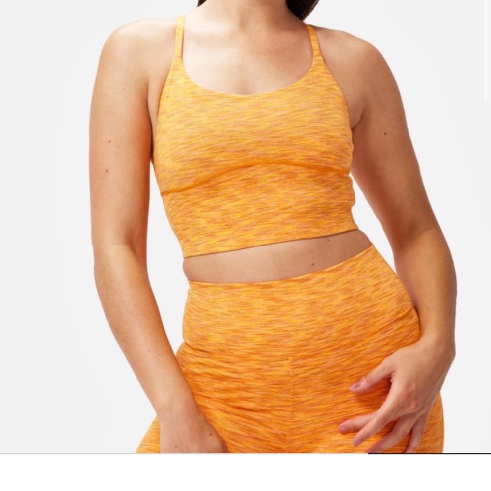 Flow Crop Top